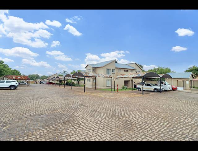 2 BEDROOM APARTMENT FOR SALE IN NORTHGATE